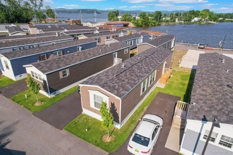 13 Windward Way Stony Point NY 10980