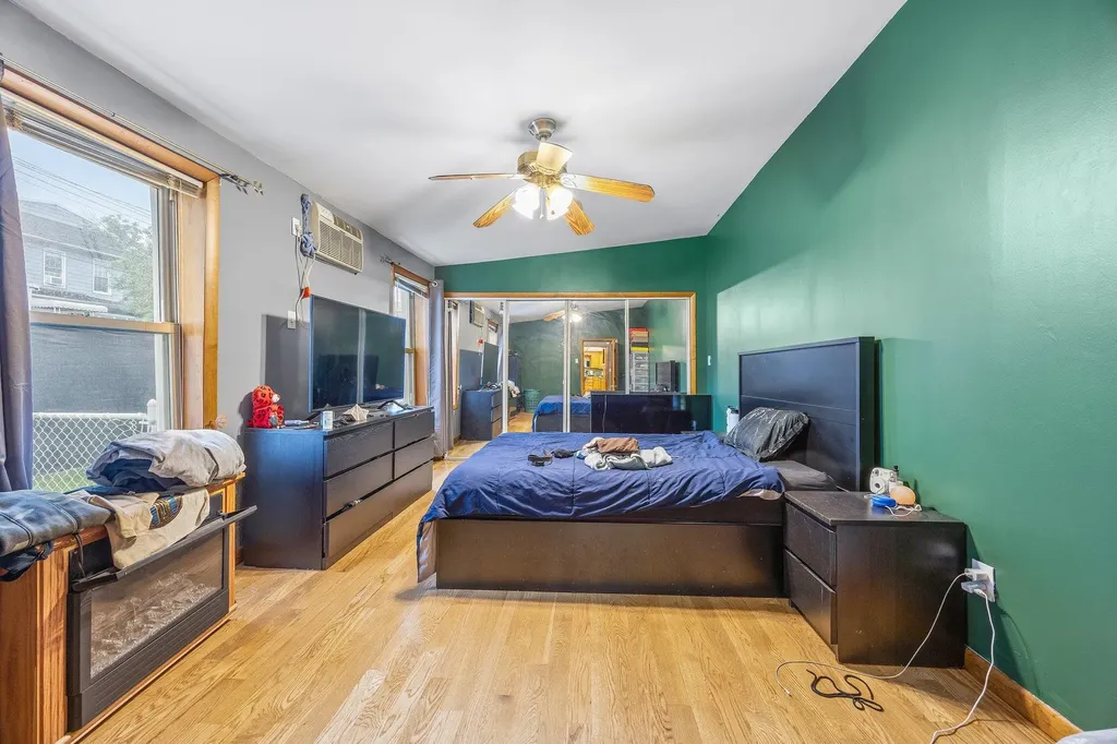 5801 59th Street Maspeth NY 11378