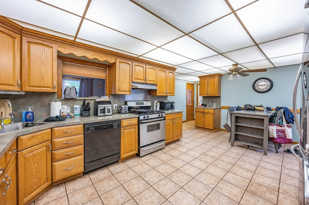 5801 59th Street Maspeth NY 11378