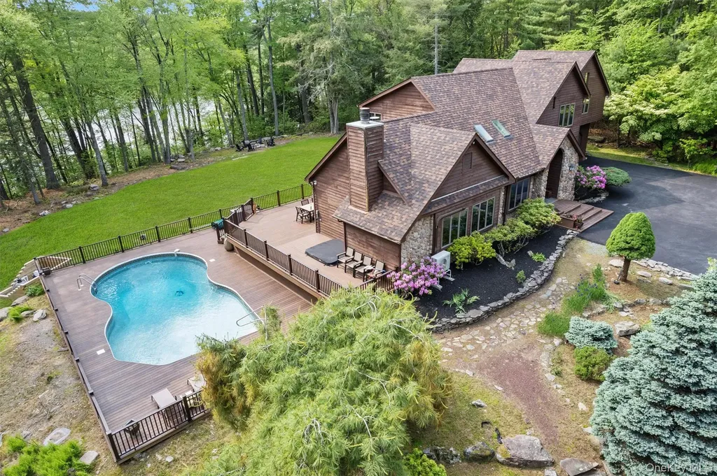 1775 Plank Road Forestburgh NY 12777
