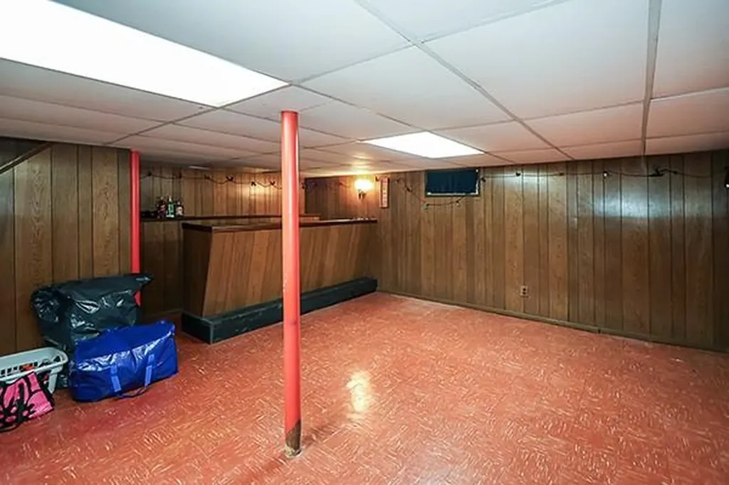 816 Strang Drive Wantagh NY 11793