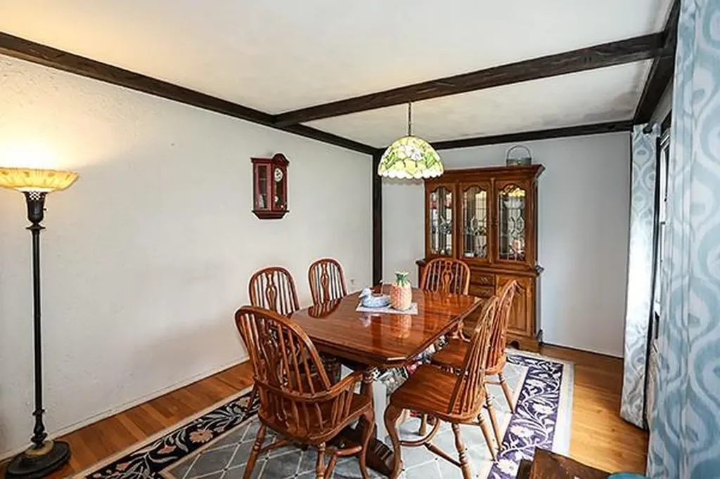 816 Strang Drive Wantagh NY 11793