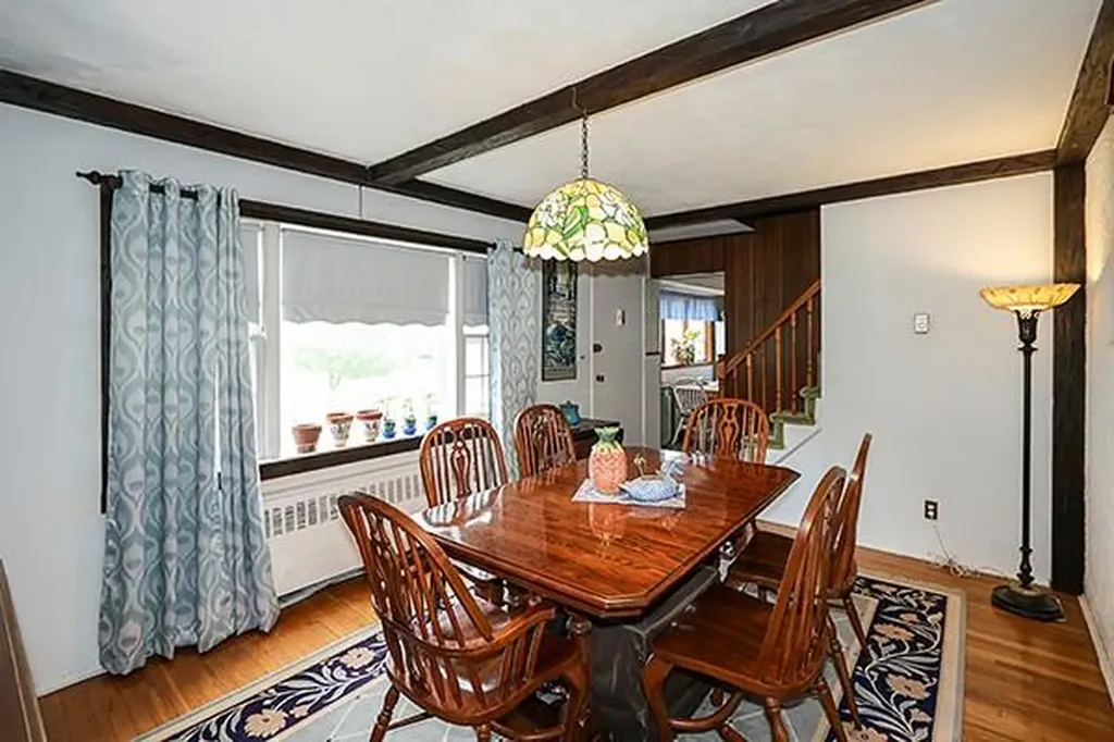 816 Strang Drive Wantagh NY 11793
