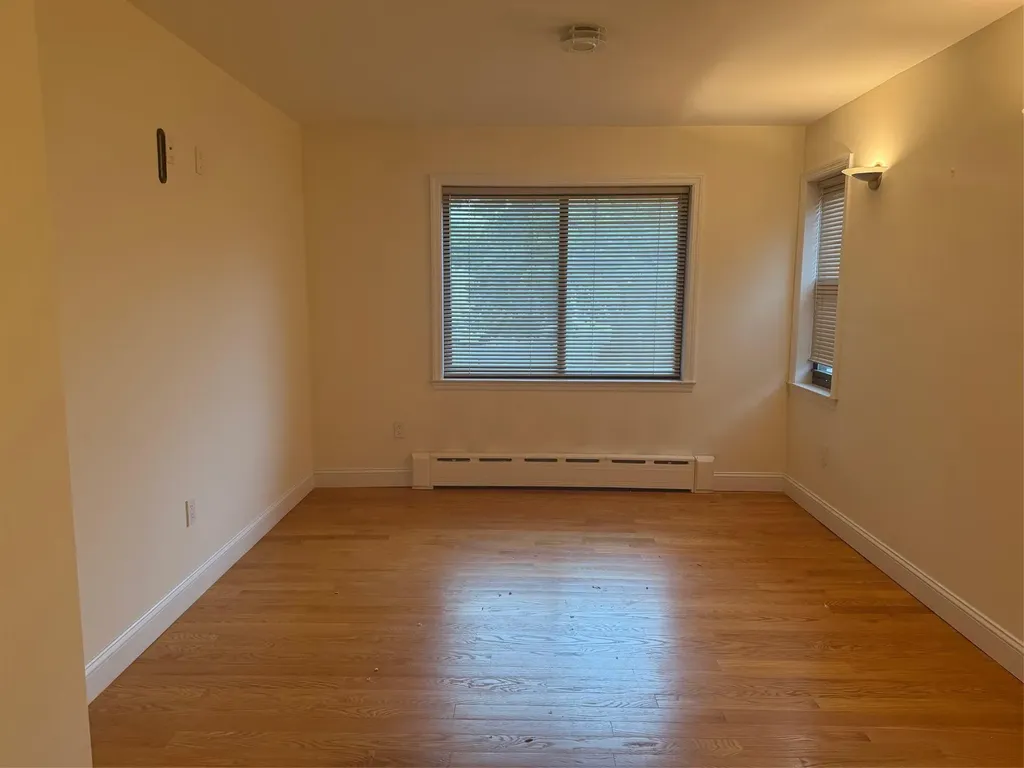 1357 Kew Avenue Hewlett NY 11557