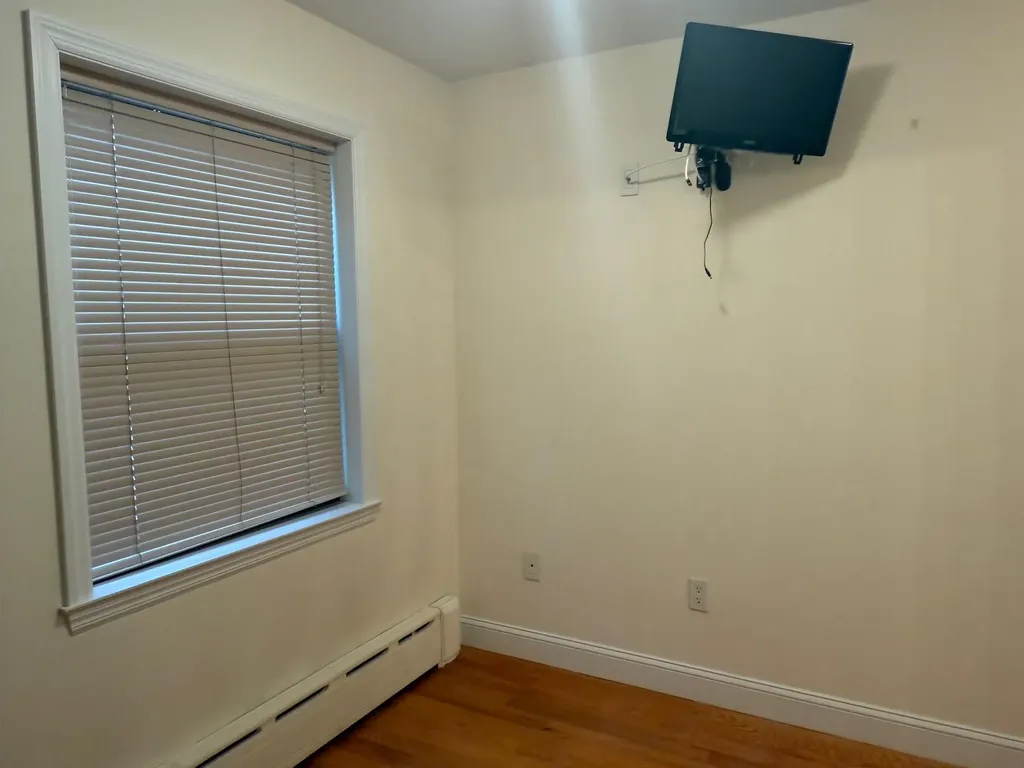 1357 Kew Avenue Hewlett NY 11557