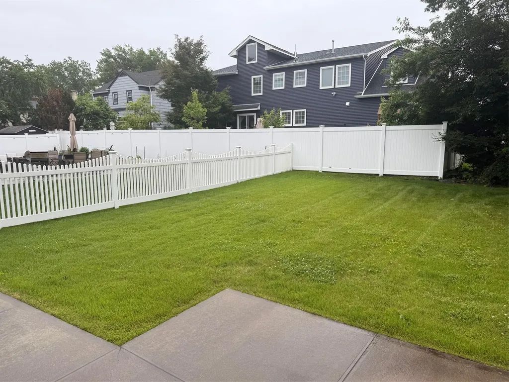 1357 Kew Avenue Hewlett NY 11557