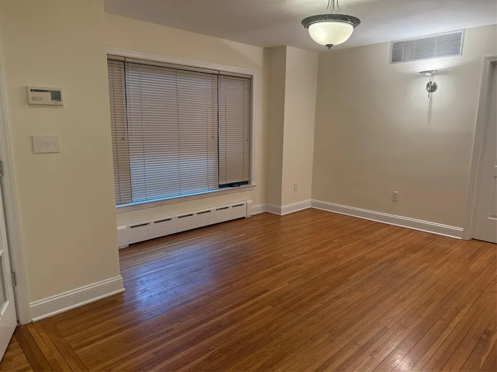 1357 Kew Avenue Hewlett NY 11557