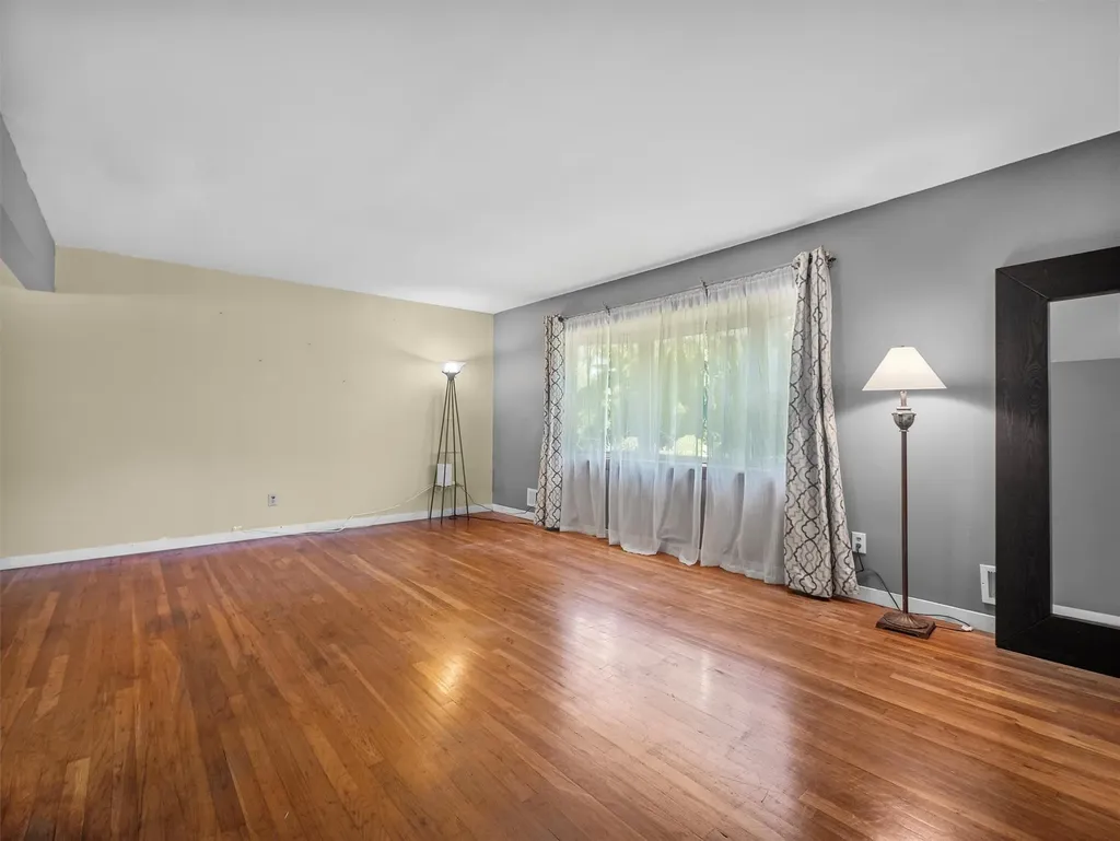 5 Crystal Street Spring Valley NY 10977