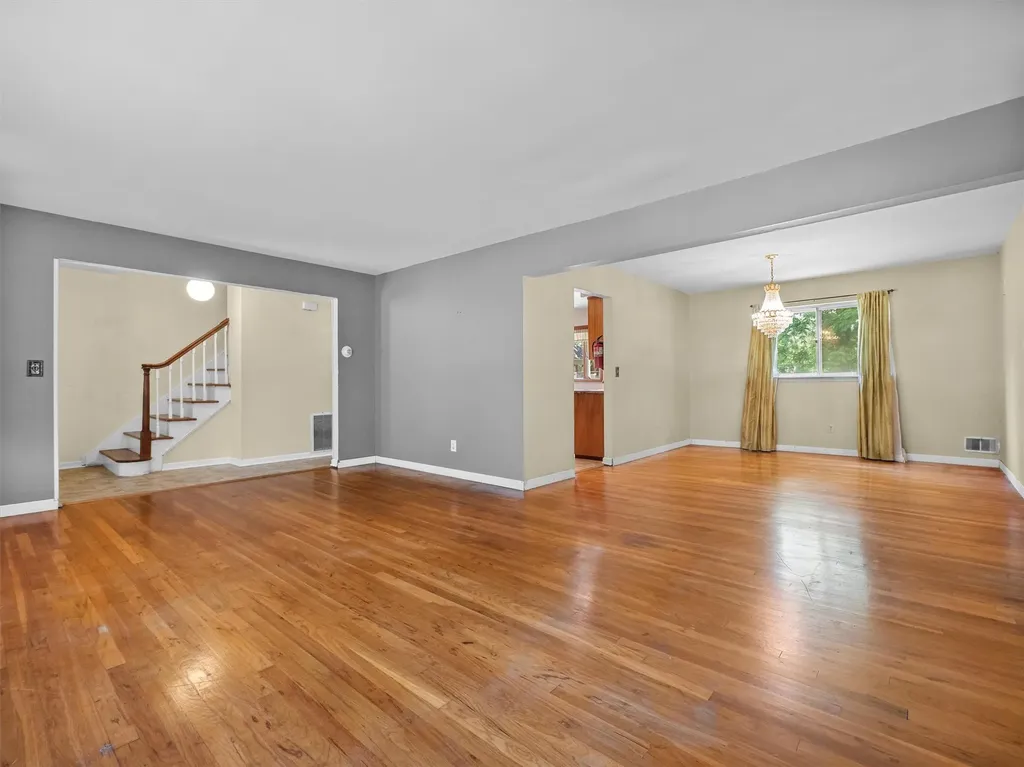 5 Crystal Street Spring Valley NY 10977