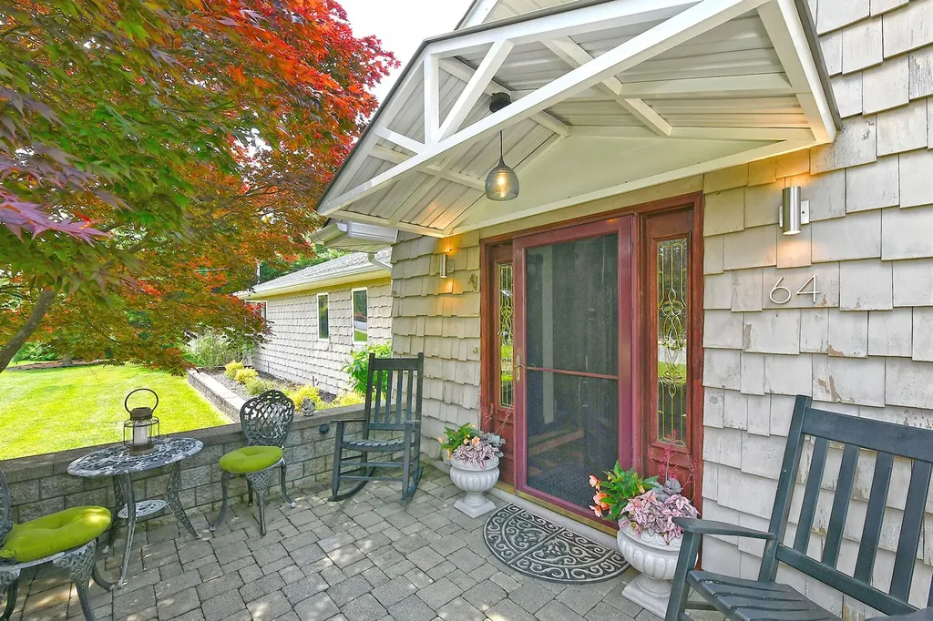 64 Champlin Avenue Bellport NY 11713