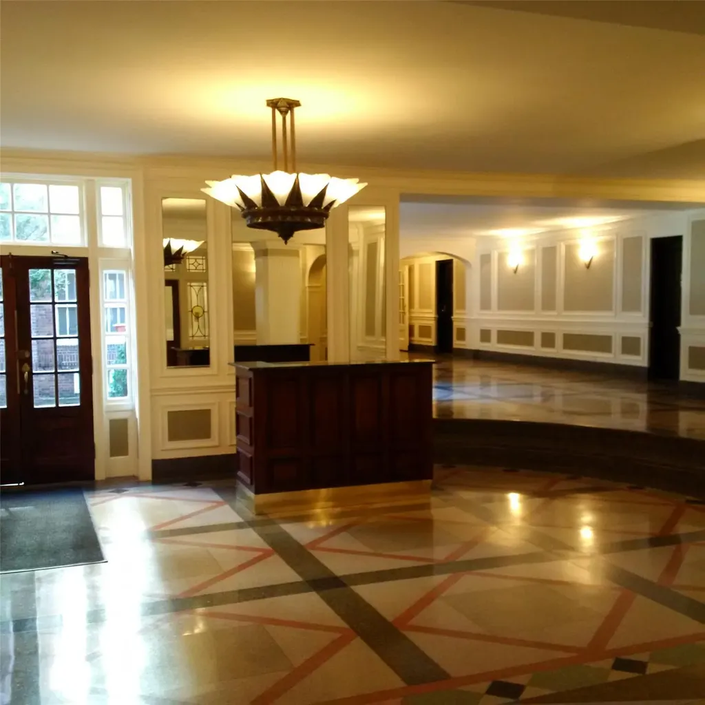11007 73rd Road Forest Hills NY 11375