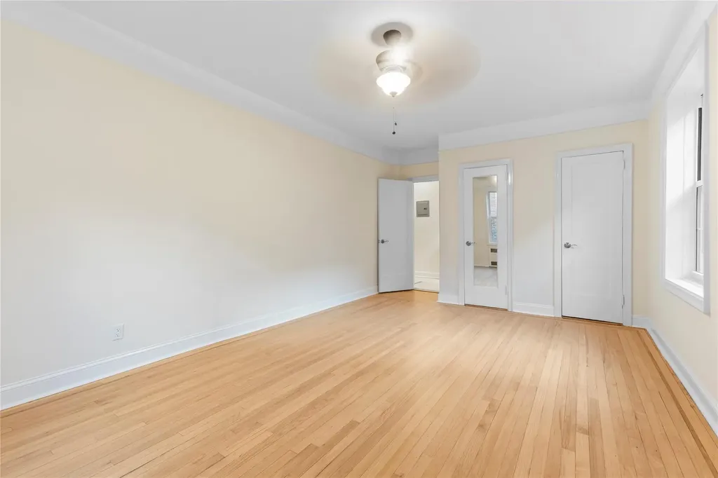 11007 73rd Road Forest Hills NY 11375