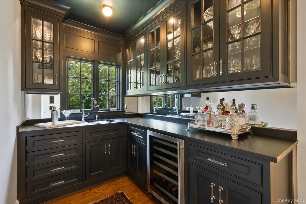 4 Commodore Avenue Rye NY 10580
