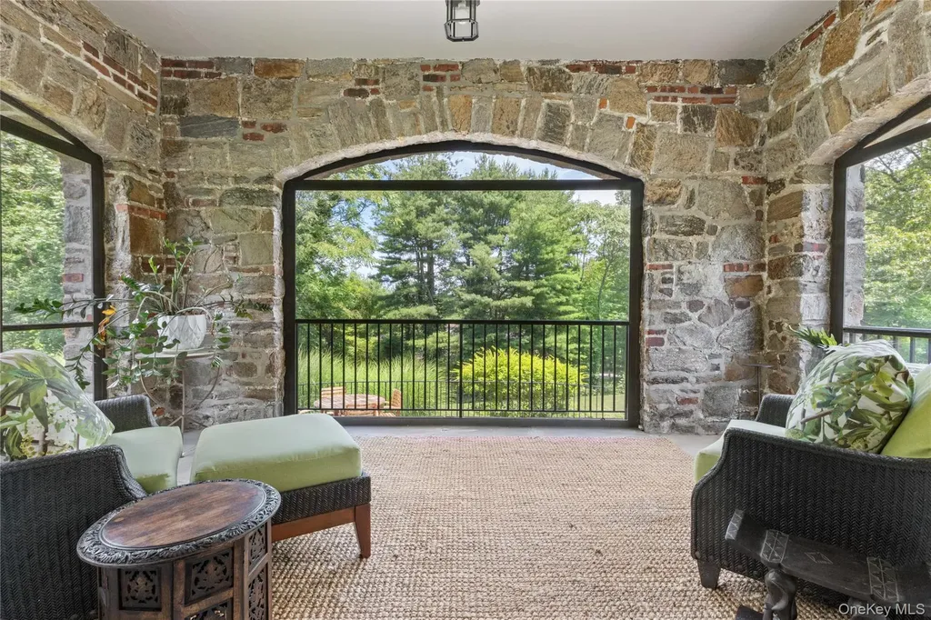4 Commodore Avenue Rye NY 10580