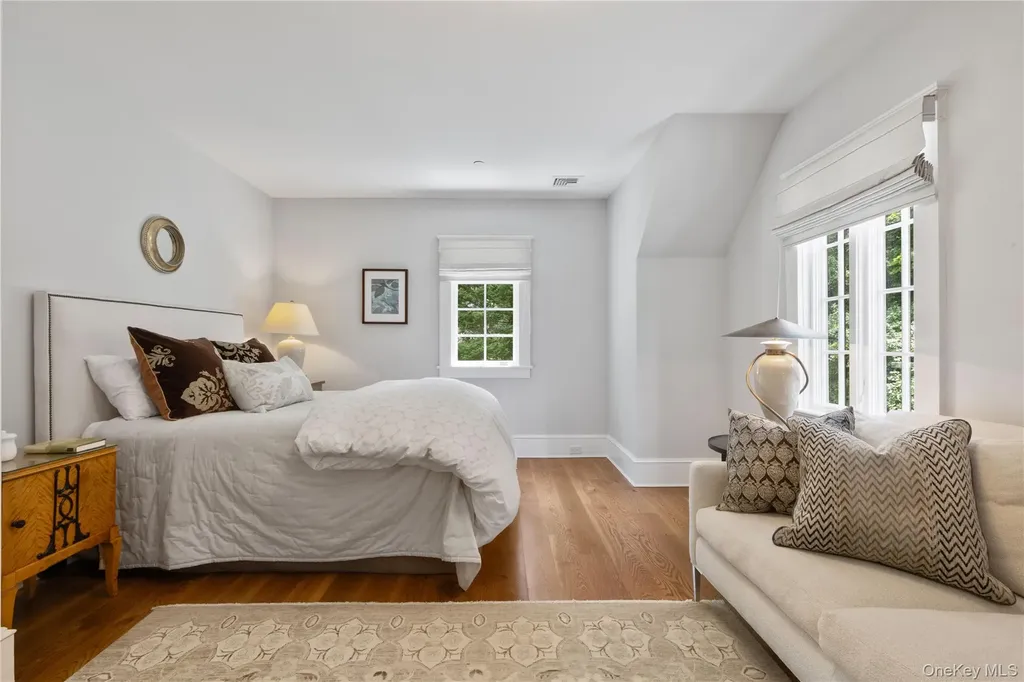 4 Commodore Avenue Rye NY 10580