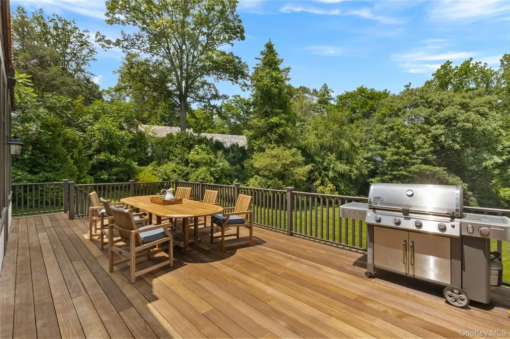 4 Commodore Avenue Rye NY 10580