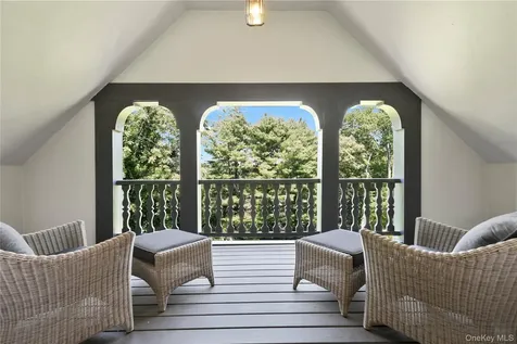 4 Commodore Avenue Rye NY 10580