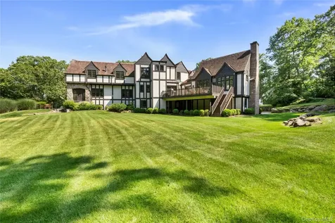 4 Commodore Avenue Rye NY 10580