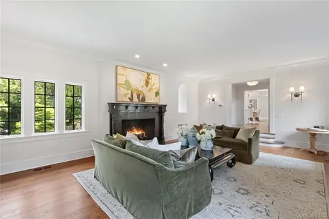 4 Commodore Avenue Rye NY 10580