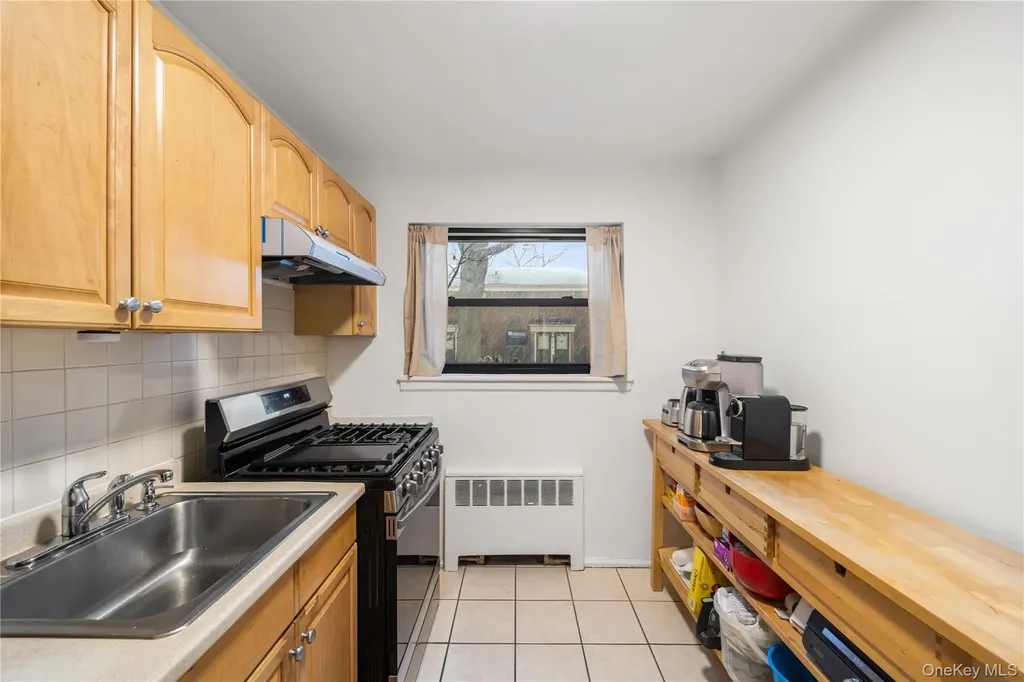 217-14 73rd Avenue Bayside NY 11364