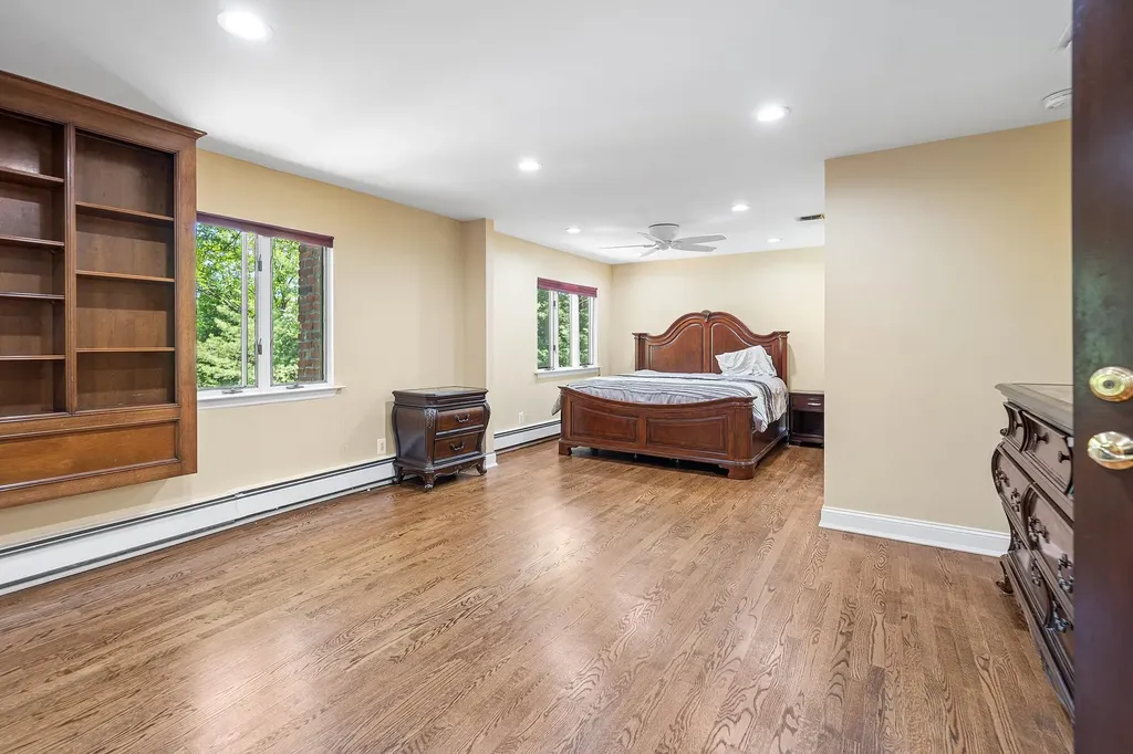 26 Lucille Lane Dix Hills NY 11746