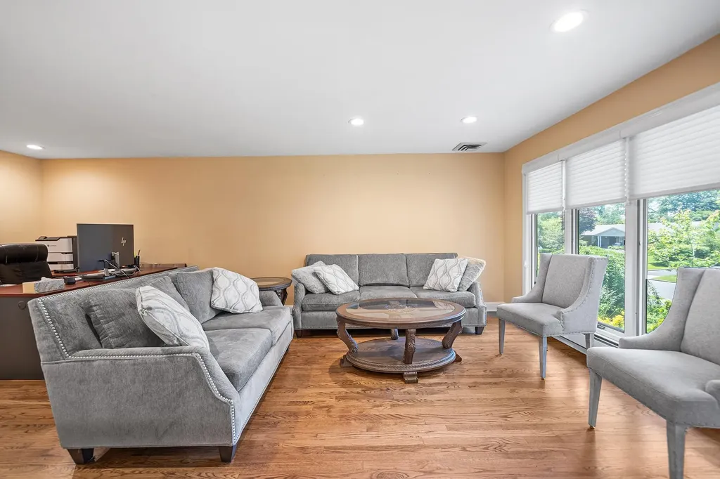 26 Lucille Lane Dix Hills NY 11746