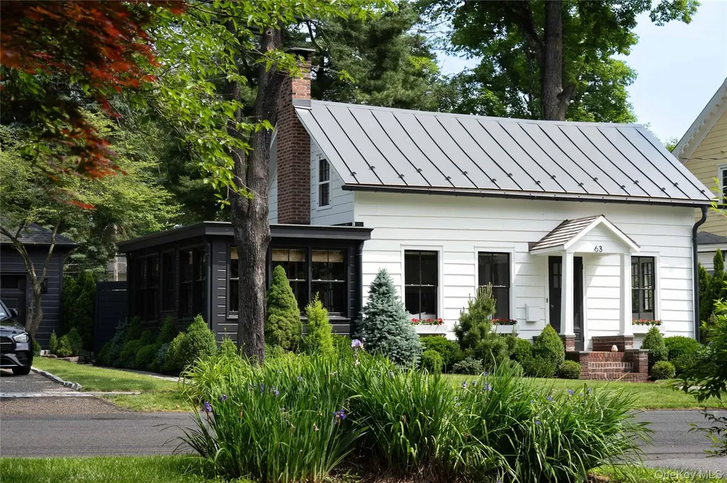 63 South Street Rhinebeck NY 12572