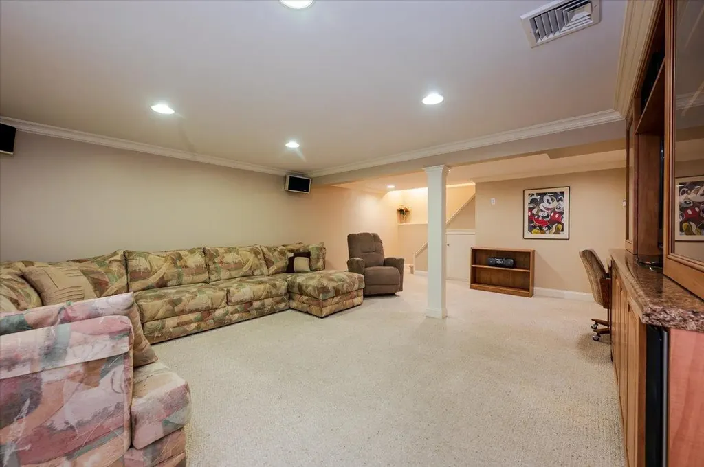 676 Central Avenue Massapequa NY 11758