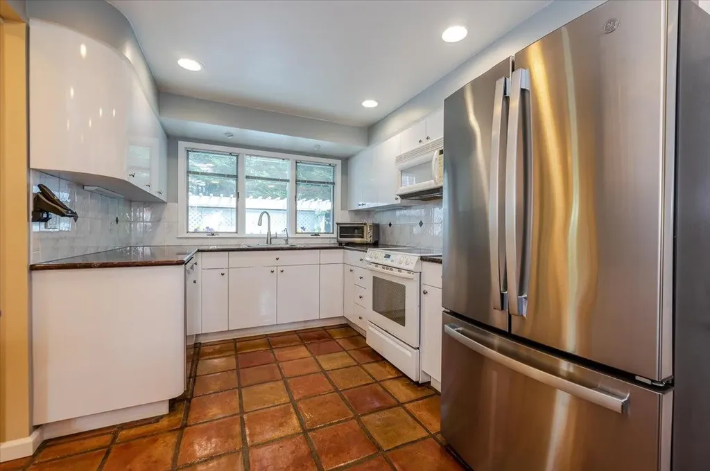 676 Central Avenue Massapequa NY 11758