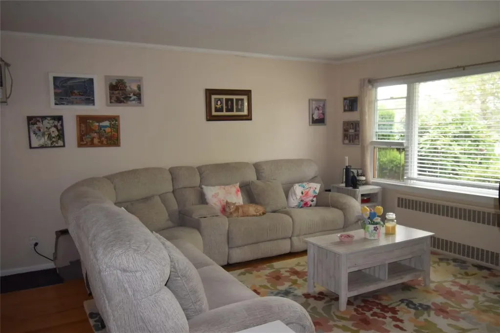 3715 Regent Lane Wantagh NY 11793