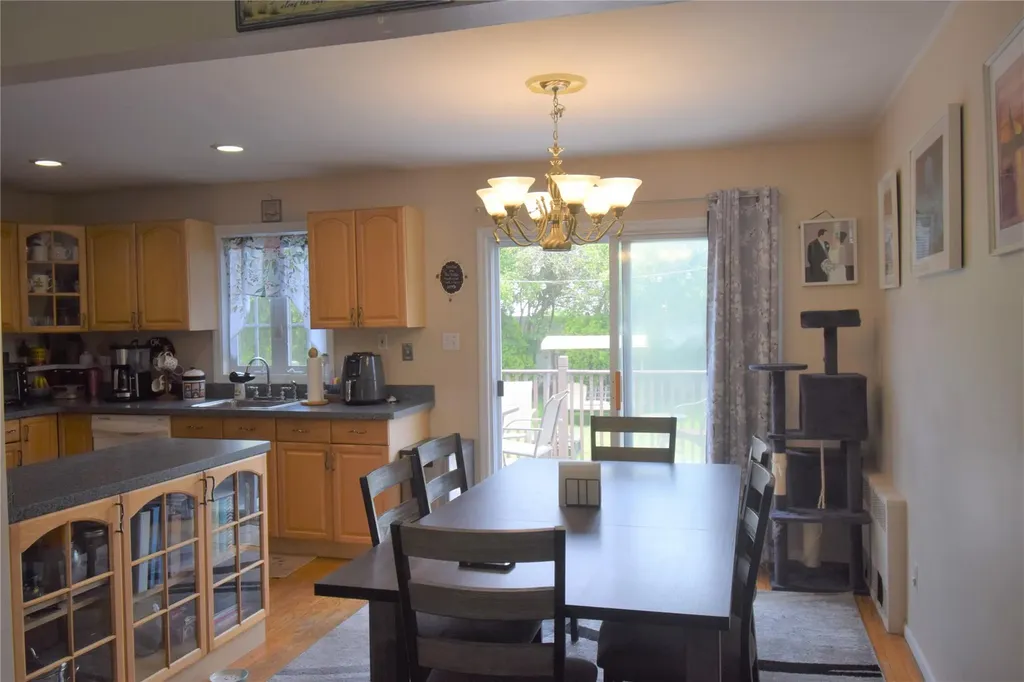 3715 Regent Lane Wantagh NY 11793