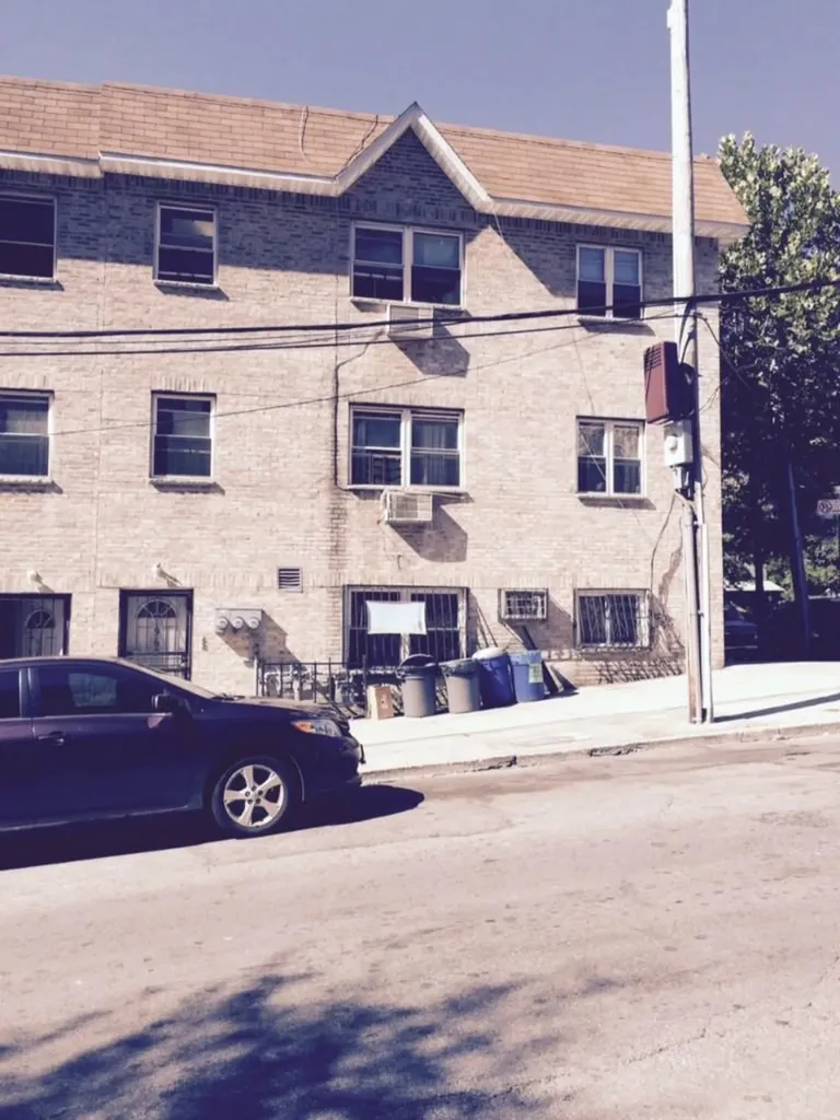 960 E 181st Street Bronx NY 10460