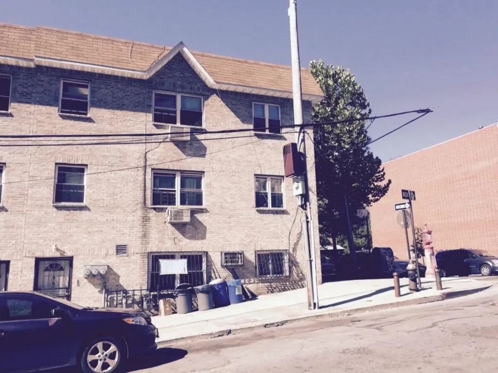 960 E 181st Street Bronx NY 10460