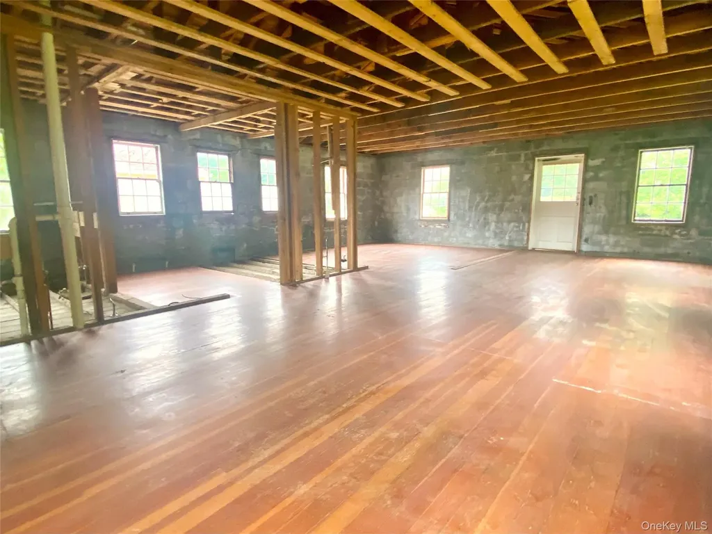7392 S Broadway Red Hook NY 12571