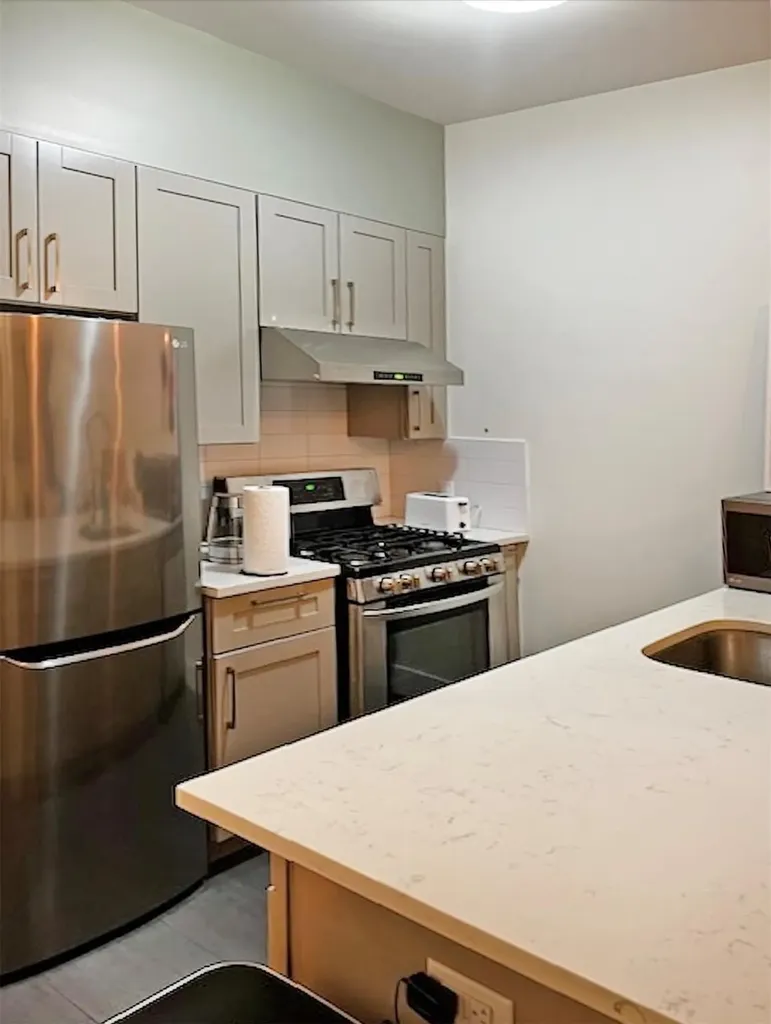 60-11 39 Avenue Woodside NY 11377