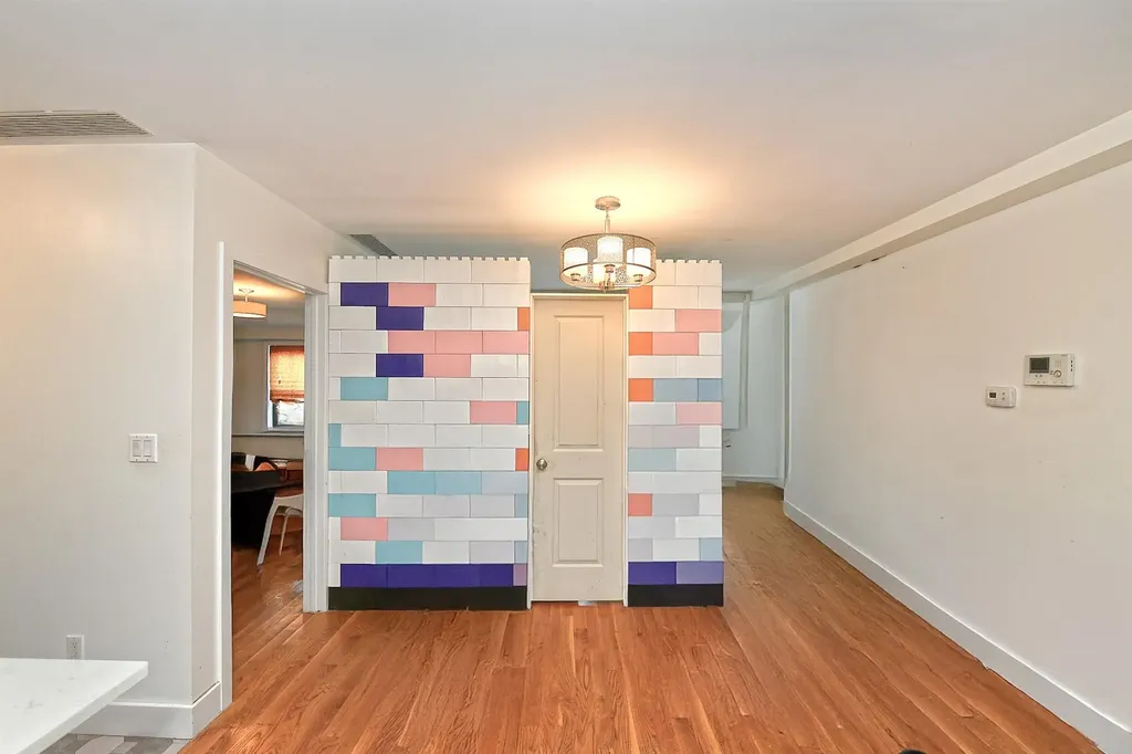 60-11 39 Avenue Woodside NY 11377
