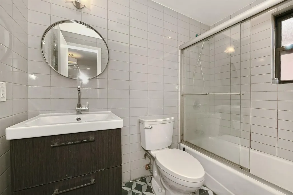 60-11 39 Avenue Woodside NY 11377