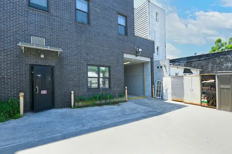 60-11 39 Avenue Woodside NY 11377