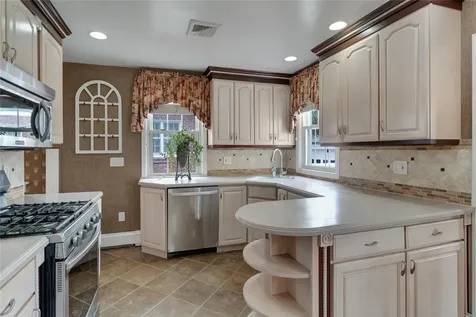 156 Beach 135th Street Belle Harbor NY 11694