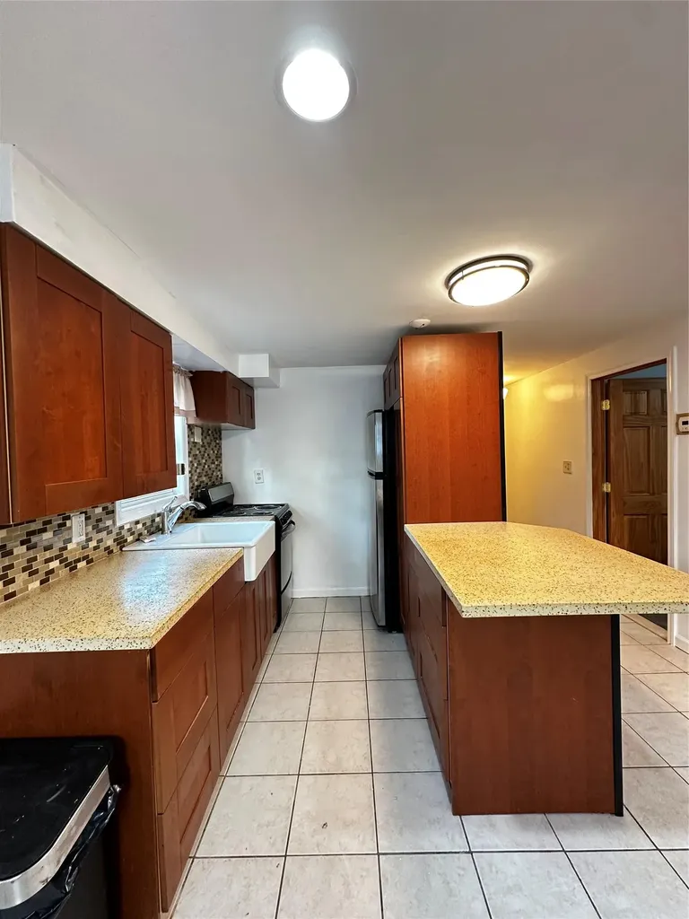457 Clocks Boulevard Massapequa NY 11758