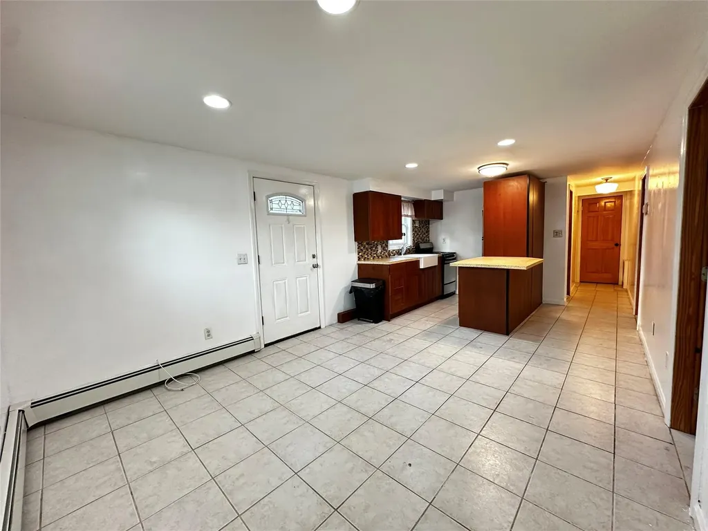 457 Clocks Boulevard Massapequa NY 11758