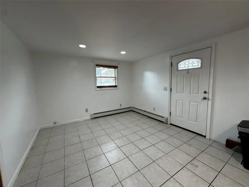 457 Clocks Boulevard Massapequa NY 11758