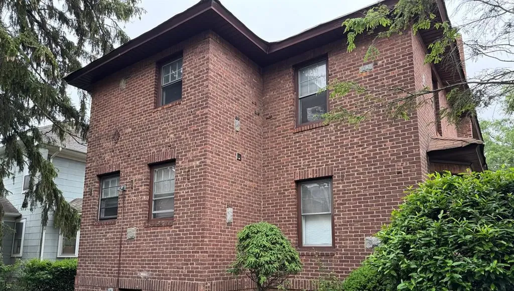 401 Oakland Avenue Cedarhurst NY 11516