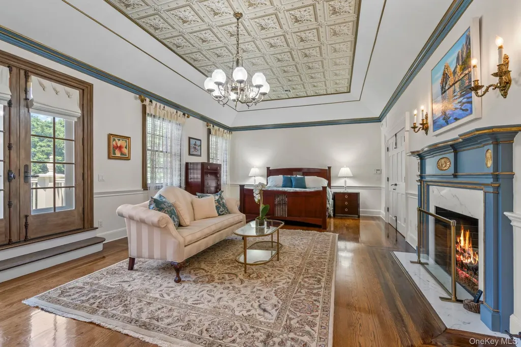 7 Fox Meadow Lane Lloyd Harbor NY 11743