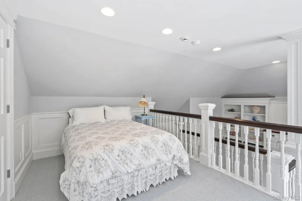 7 Fox Meadow Lane Lloyd Harbor NY 11743