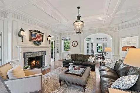 7 Fox Meadow Lane Lloyd Harbor NY 11743