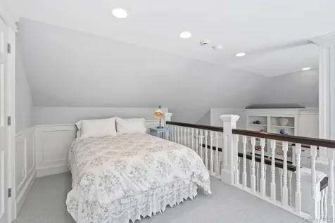 7 Fox Meadow Lane Lloyd Harbor NY 11743