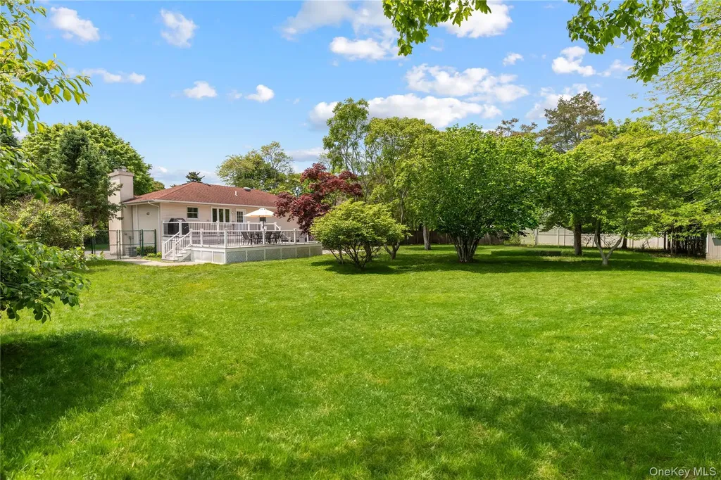 Hampton Bays NY 11946
