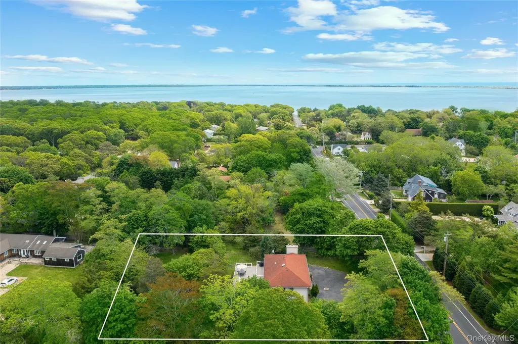 Hampton Bays NY 11946