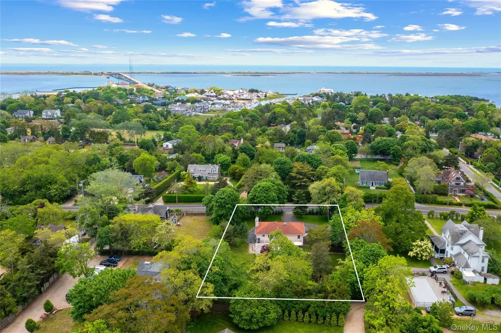 Hampton Bays NY 11946